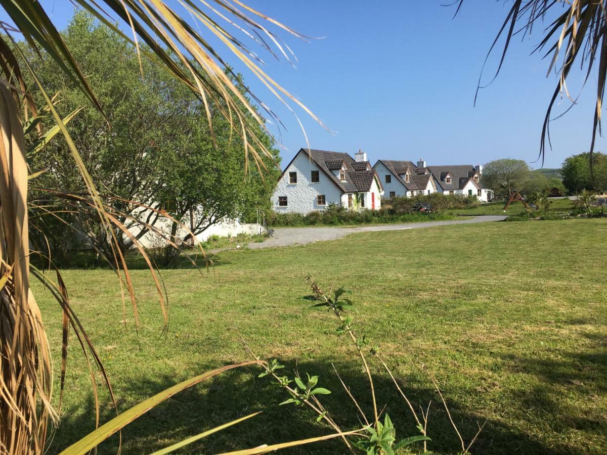 Letterfrack Mountain Farm Cottage On Farm In Village Centre Exterior foto